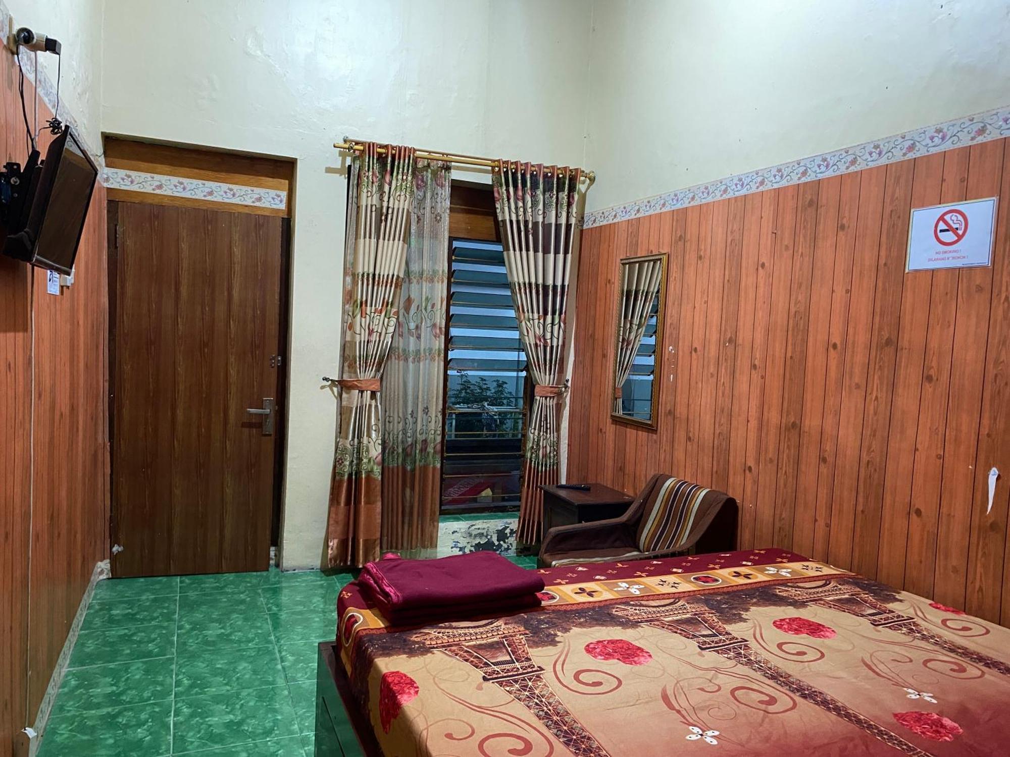 Parikesit Guest House Yogyakarta Eksteriør bilde
