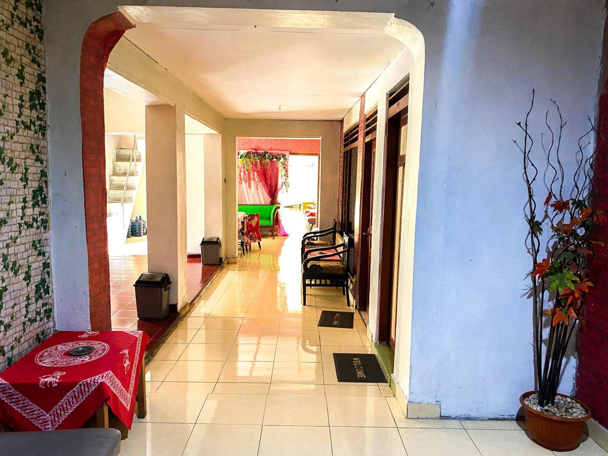 Parikesit Guest House Yogyakarta Eksteriør bilde