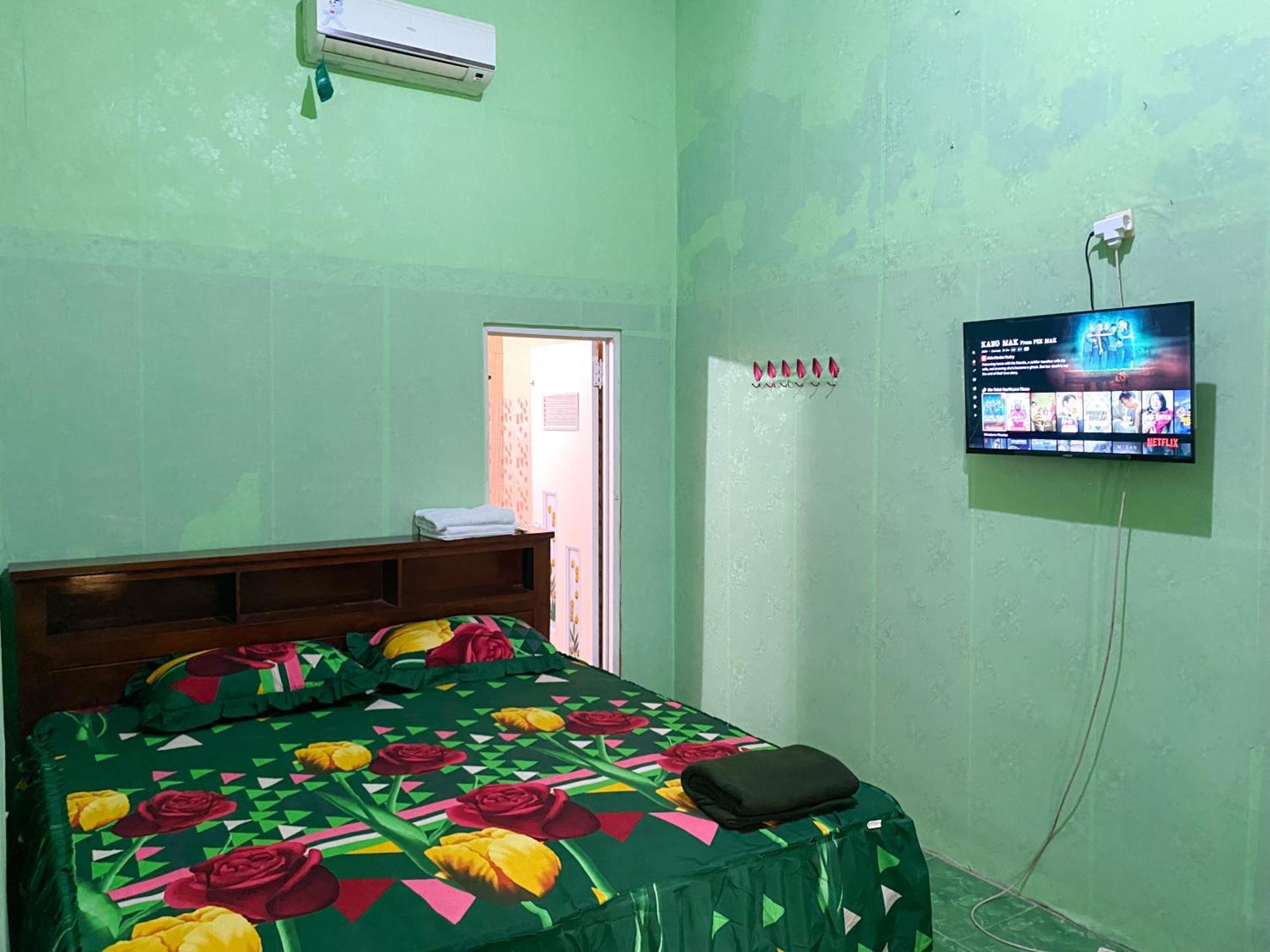 Parikesit Guest House Yogyakarta Eksteriør bilde